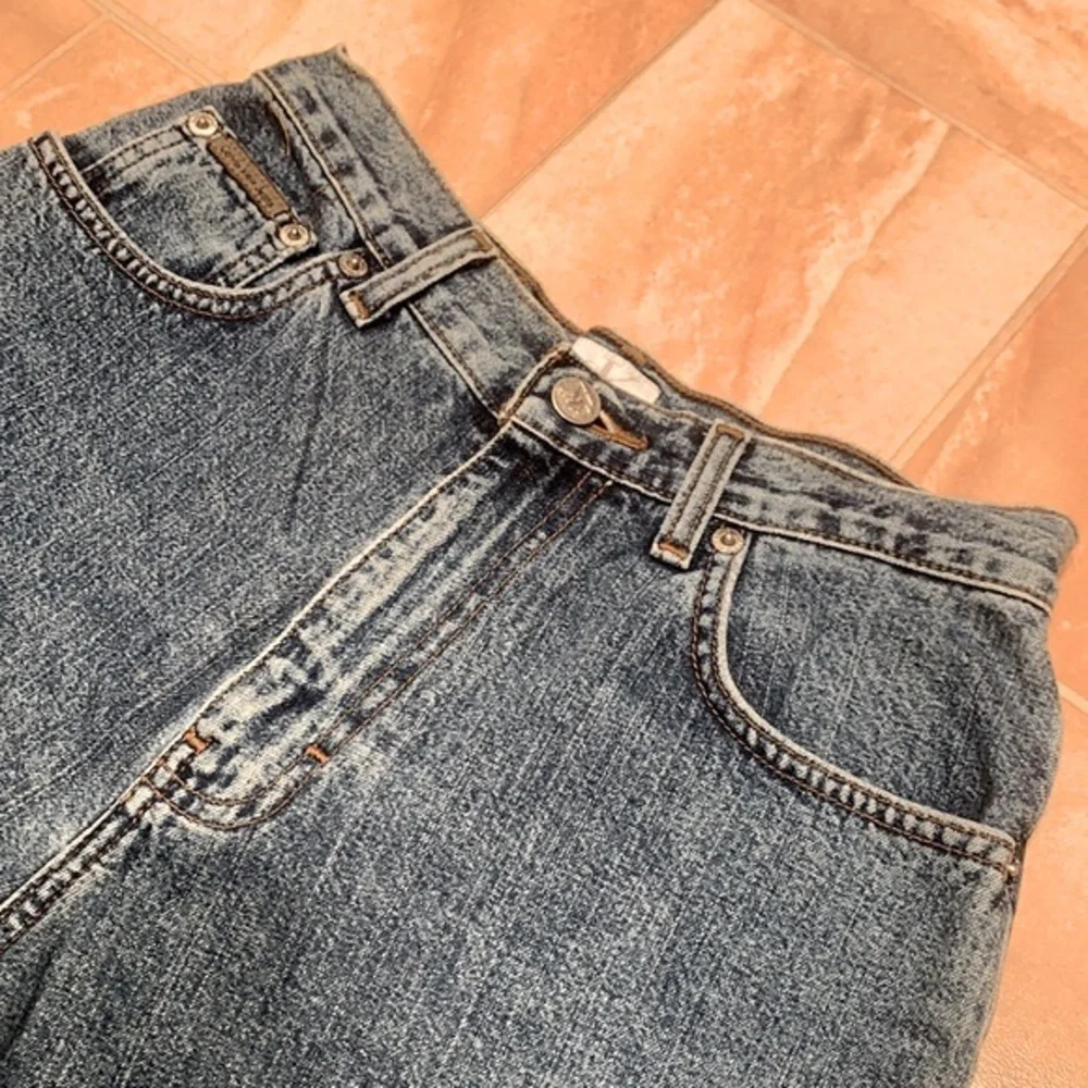 Calvin Klein Women's Blue High Waisted Medium Wash Denim Jean Shorts